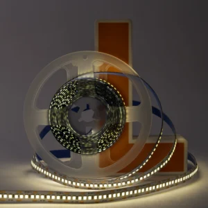 2835 LED szalag - 12V - term. fehér - 240LED/m