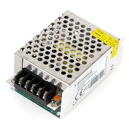 led-tapegyseg-12v-fem-hazas-ipari-24w-nagy